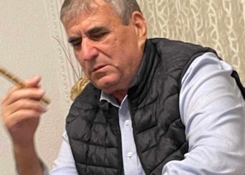 Sa më merr malli për familjarët në gurbet!