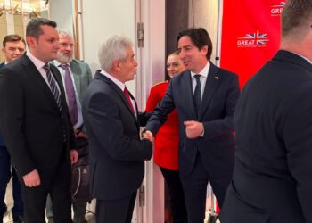 Ali Ahmeti i pranishëm në pritjen solemne për ditëlindjen e Mbretit Charles III