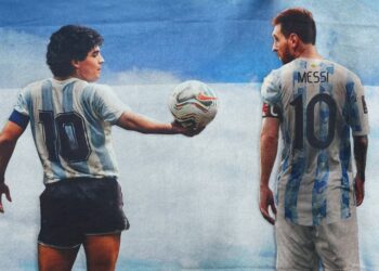 Messi dhe Maradona në gjunjë para “Mbretit”, tifozët brazilianë vendosin kush është më i miri