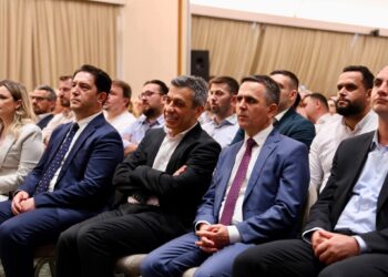 VLEN: U desh Ali Ahmeti të shkojë në opozitë që Zajazi të kuptojë pse mbeti pa kanalizim