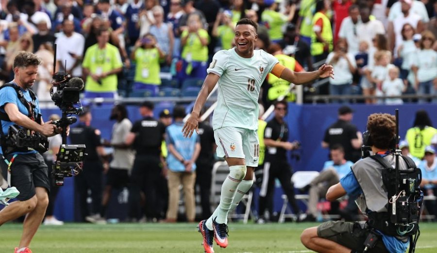  Nuk mjafton vetëm potencial për të fituar ndeshjen   Kylian Mbappe  shkund  Francën  Penalltinë e humba prej 